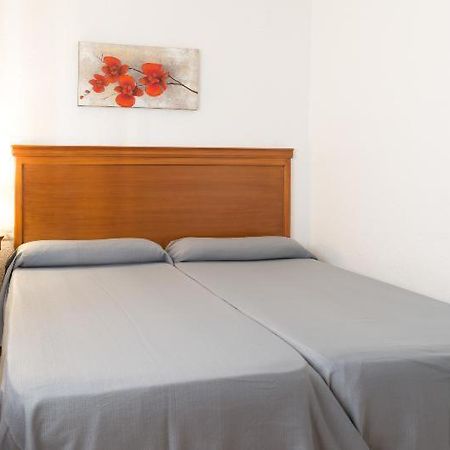 Gemelos 4 Benidorm Quarto foto